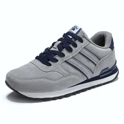 Herren Sneaker aus Kunstleder mit Schnürung, leicht & flach