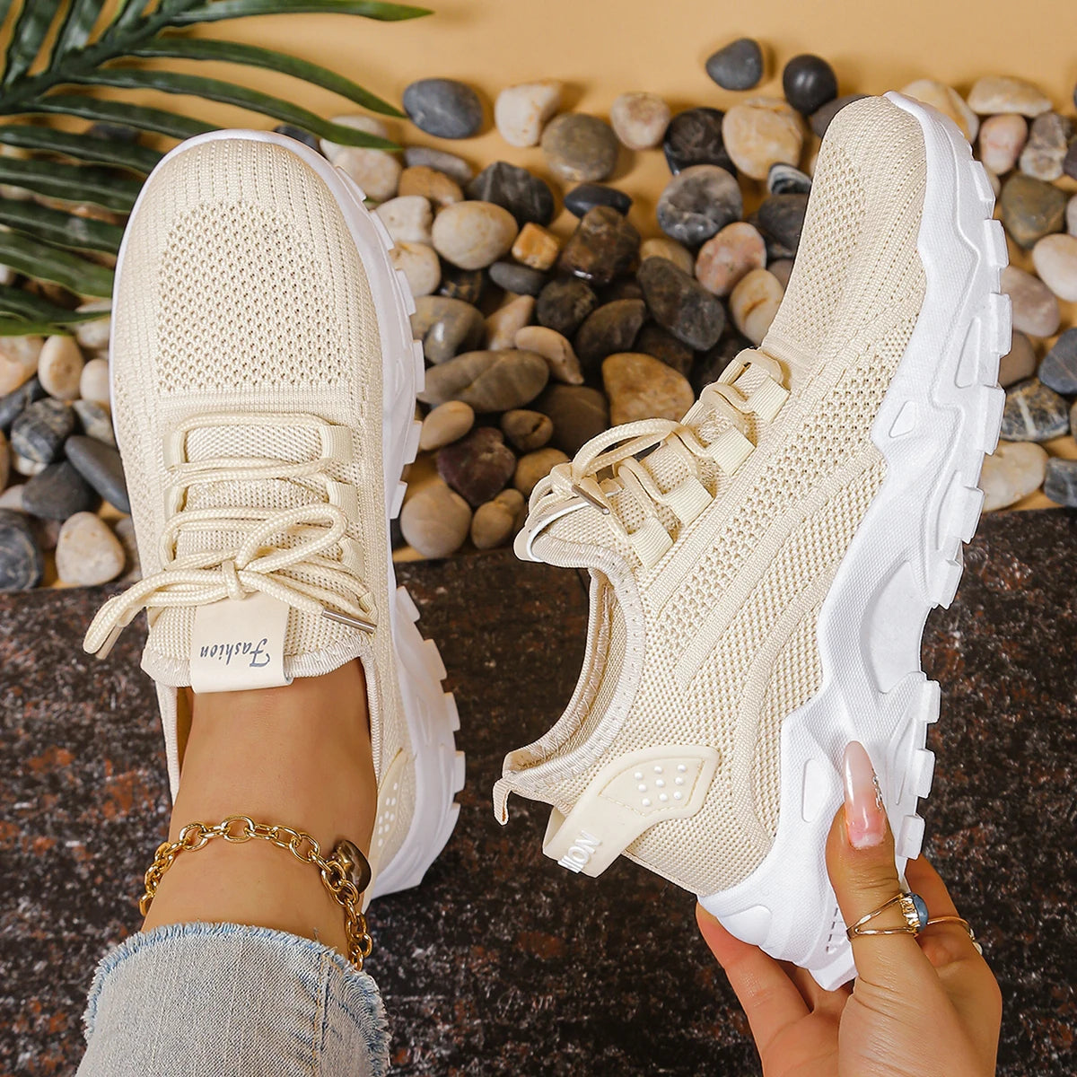 Damen Freizeit-Sneaker einfarbig – schlicht & vielseitig
