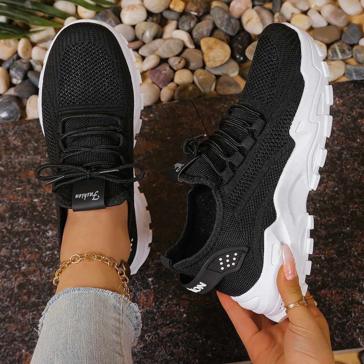 Damen Freizeit-Sneaker einfarbig – schlicht & vielseitig