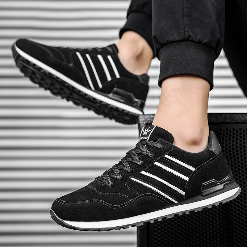 Herren Sneaker aus Kunstleder mit Schnürung, leicht & flach
