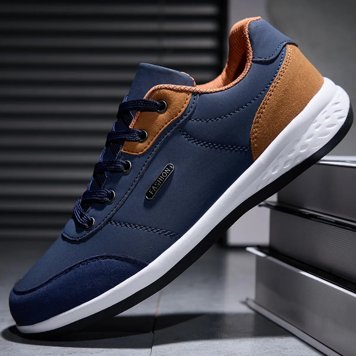 Herren Sneaker wasserabweisend, leicht & rutschfest